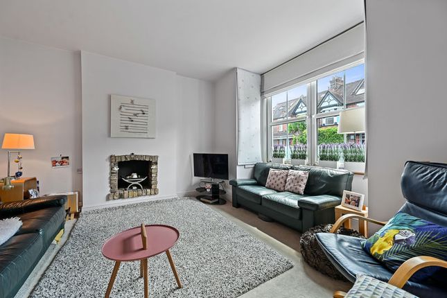 2, Lance Road, Harrow photo 2