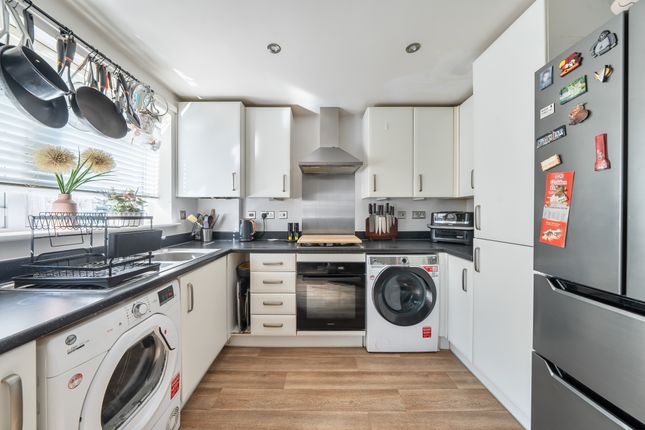 30, Ploughman Way , Trumpington photo 2