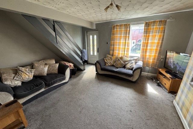 44, Clayton Avenue, Pontefract photo 2