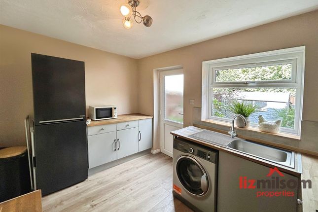 26, Ladyfields Way, Swadlincote photo 4