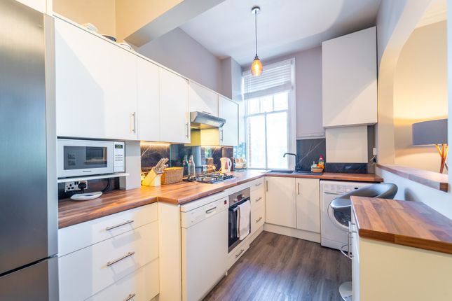 Second Floor Flat, 81, Warrington Crescent, Maida Vale photo 4