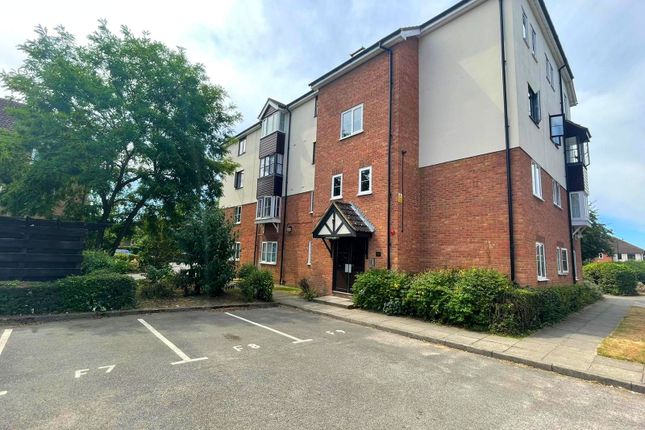 Elmore Close, Wembley photo 4