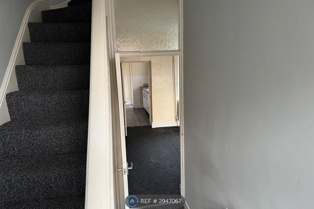 Swan Street, Baglan, Port Talbot photo 3