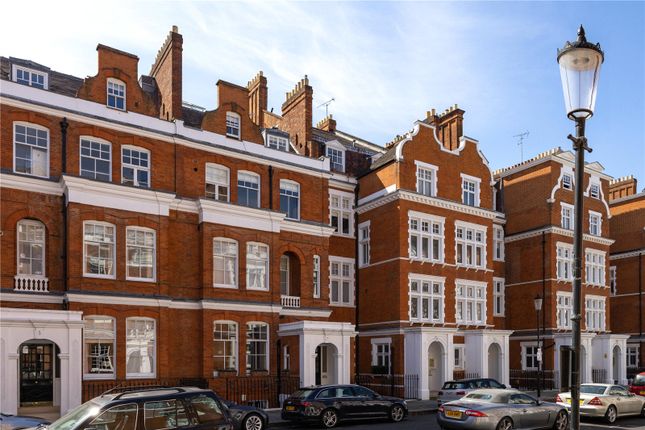 Flat to rent in Evelyn Gardens, South Kensington, London