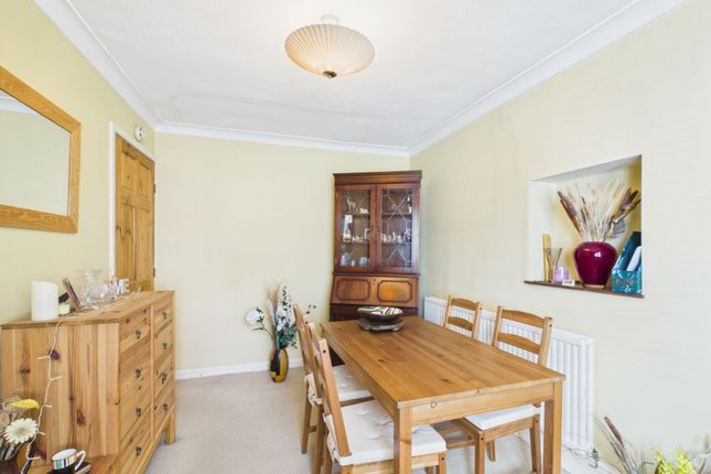 93, Granley Road, Cheltenham photo 2