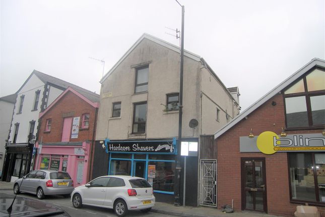 1-bed flat on Flat 1A, 9, Croft Road, Neath, £475/mo