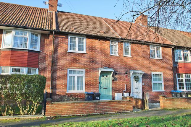 Thumbnail Terraced house for sale in Bishopsford Road, Morden