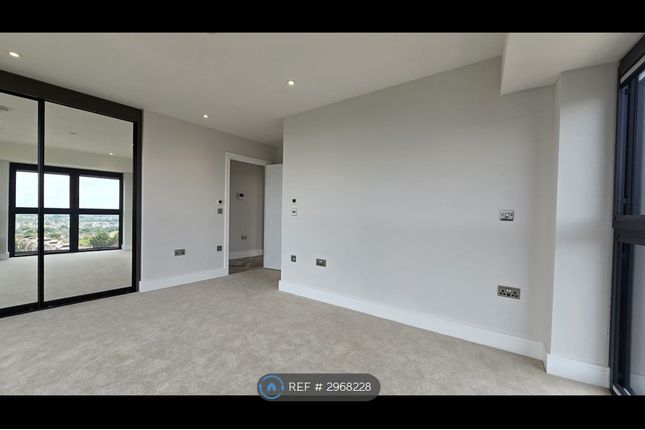 Flat, Munro Court C Cockfosters Road, Barnet photo 5