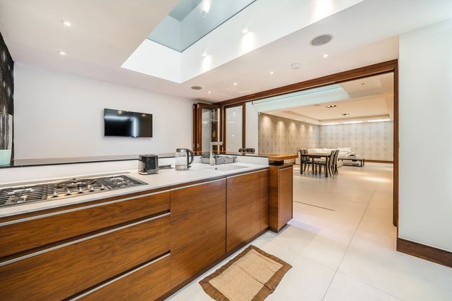Holinser Terrace, London photo 4