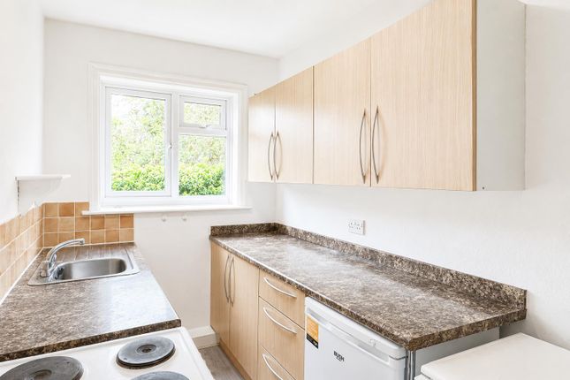 Flat 18, Crescent Mansions, Mount Radford Crescent, Exeter photo 5