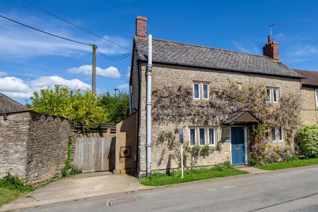 Cottage for sale in Fewcott Road, Fritwell, Bicester