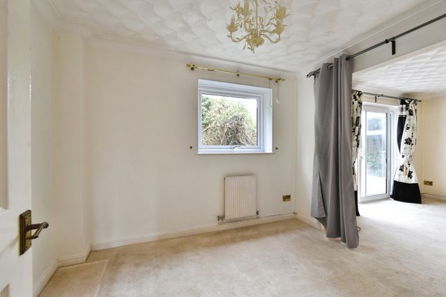 2, Nant Arw, Ammanford photo 4