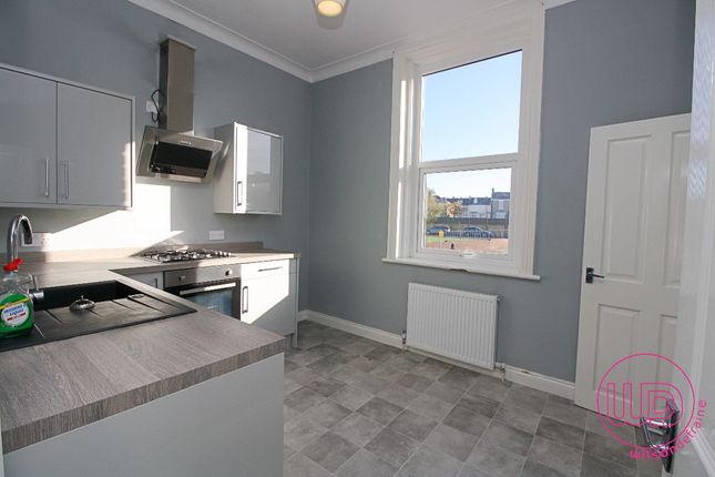 8 Dacre Street, South Shields photo 4