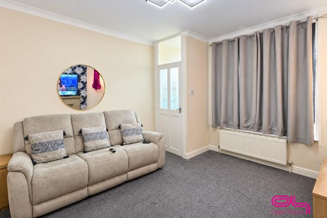 29, St. Thomas Street, Bolton photo 4