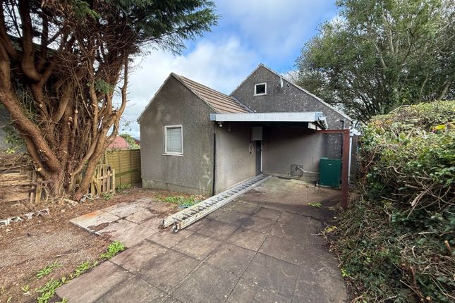 2-bed house on Pentre'r Bryn, Near New Quay, £125,000