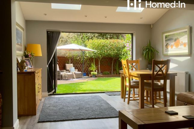 37, Castlewood Road, Horsham photo 4