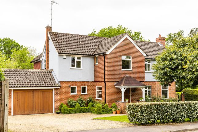 Thumbnail Detached house for sale in Ridge Green, South Nutfield, Redhill