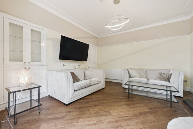 45, Carolside Avenue, Glasgow photo 4