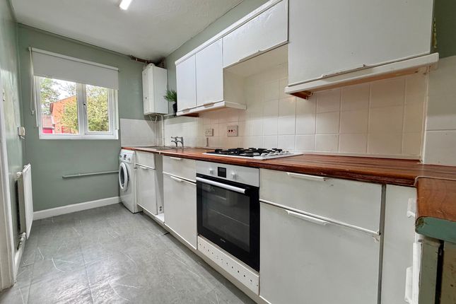 18 Meadowbank, Lydney photo 3