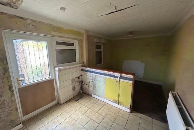 35, Pen Y Fon Street, Llanelli photo 4