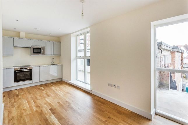1 Bed Flat To Rent In Brassey House New Zealand Avenue
