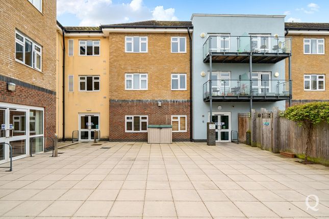 Flat 43, Regis Gate,, North Street, Sittingbourne photo 3