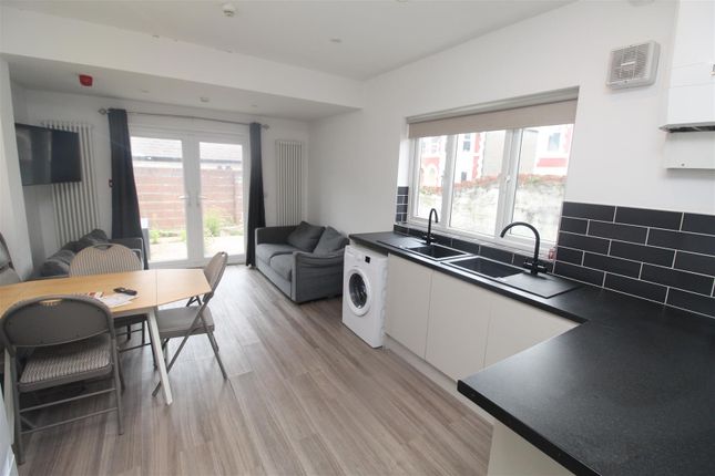 (5 BED), 10, Brithdir Street, Cardiff photo 2