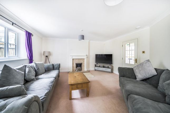 Terraced house to rent in Stow On The Wold, Cheltenham