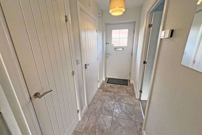 11, Ferny Close, Overseal photo 2
