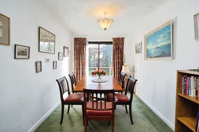13, Mill Rise, East Sussex photo 3