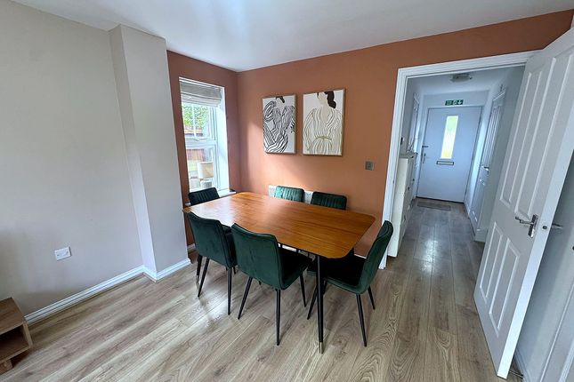 5 Hampden Close, Cambridge photo 4