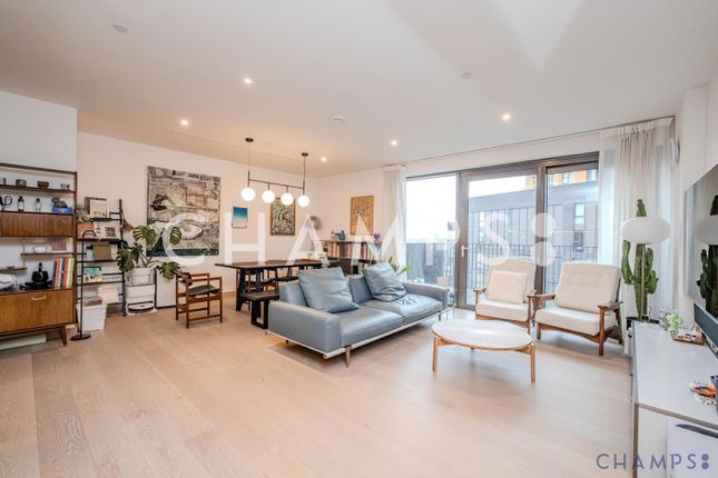 Flat to rent in Legacy Building, Viaduct Gardens