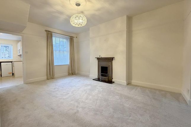 23, Duchy Avenue, Harrogate photo 4