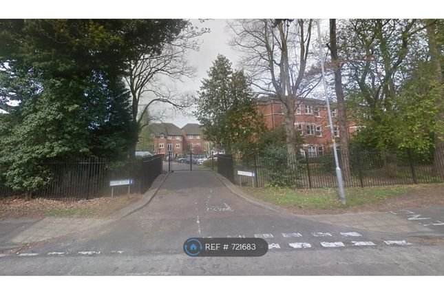 Flat to rent in Roman Place, Syston, Leicester