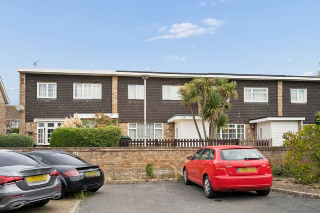 22 Lower Tail, Watford photo 4