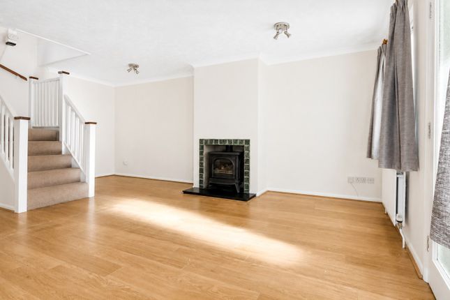 4 Nightingale Mews, Leyton Road, Harpenden photo 2