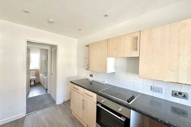 Flat 3F Chestnut House,, Knoll Park, Burnham-on-Sea photo 3