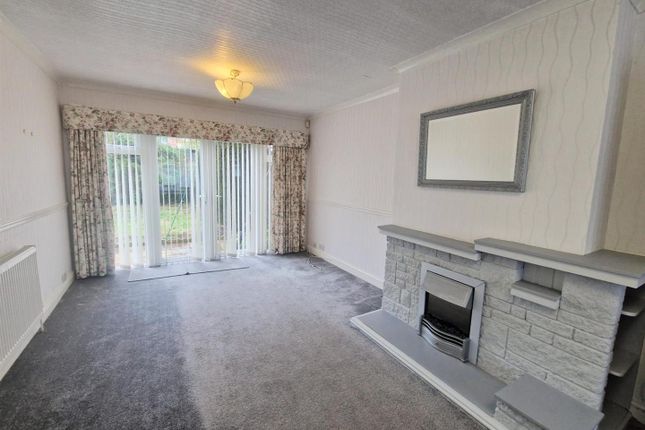 15, Beeches Close, Birmingham photo 3