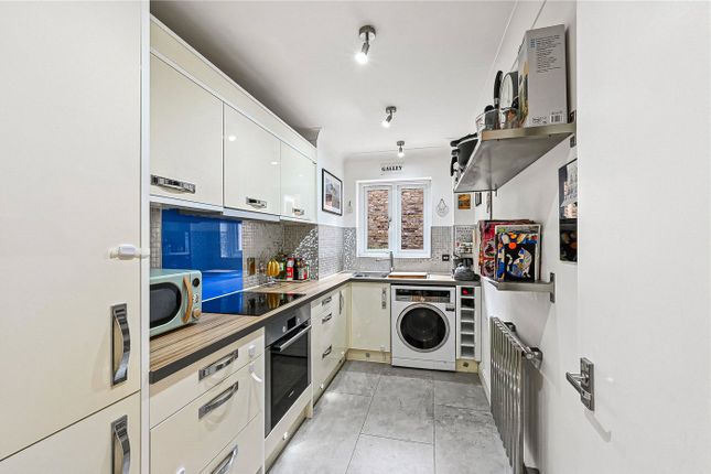 Flat 4, Briary Lodge, 56, The Avenue, Beckenham photo 3