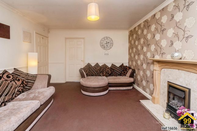 12, Churchview close, Bloxwich Walsall photo 4