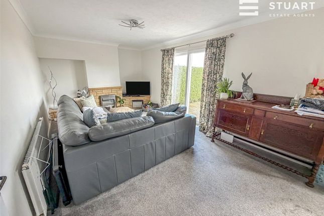 21, Northam Close, Peterborough photo 4