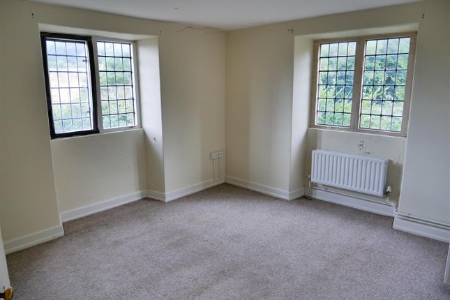 Studley Brook Farmhouse, Black Dog, Calne photo 3