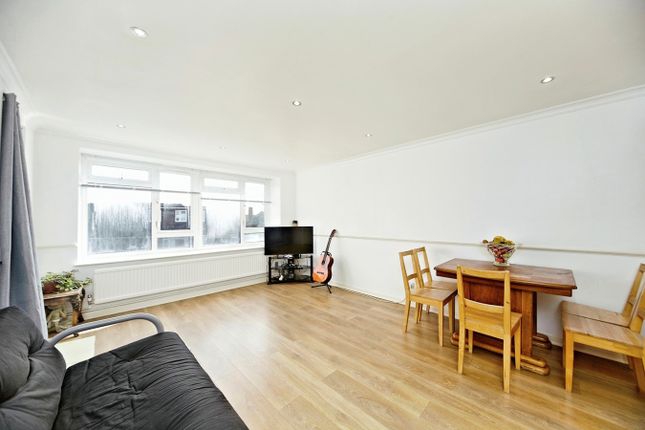 Flat for sale in Spencer Road, Mitcham