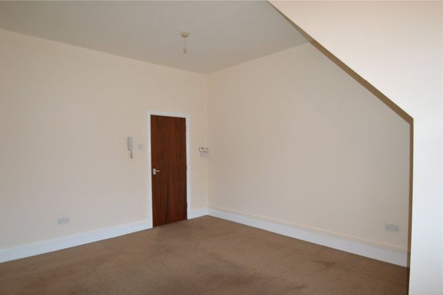 933B, Brighton Road, Purley photo 3