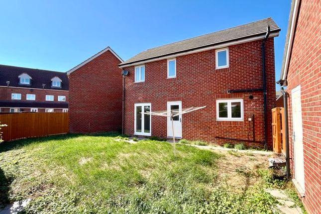 12, Cavalier Close, Bridgwater photo 3