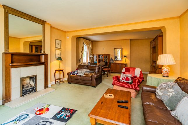 16, Ravelston Dykes, Edinburgh photo 4