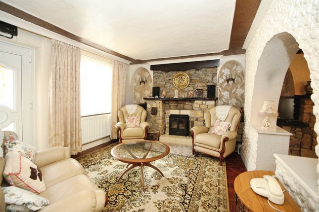 21, Lewis Street, Caerphilly photo 4