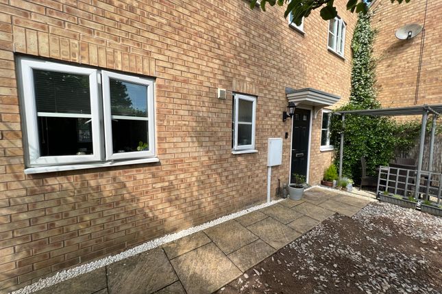 Flat to rent in Haddon Road, Grantham