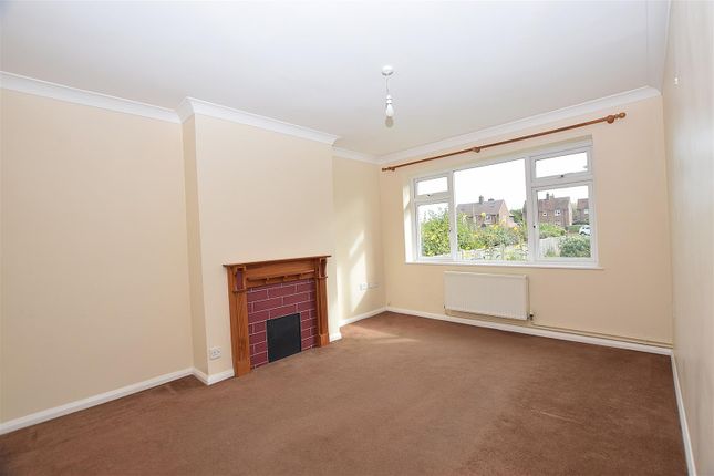 1B, Pelham Close, Pevensey photo 2