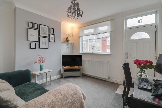 31, Mitchell Street, Chesterfield photo 2